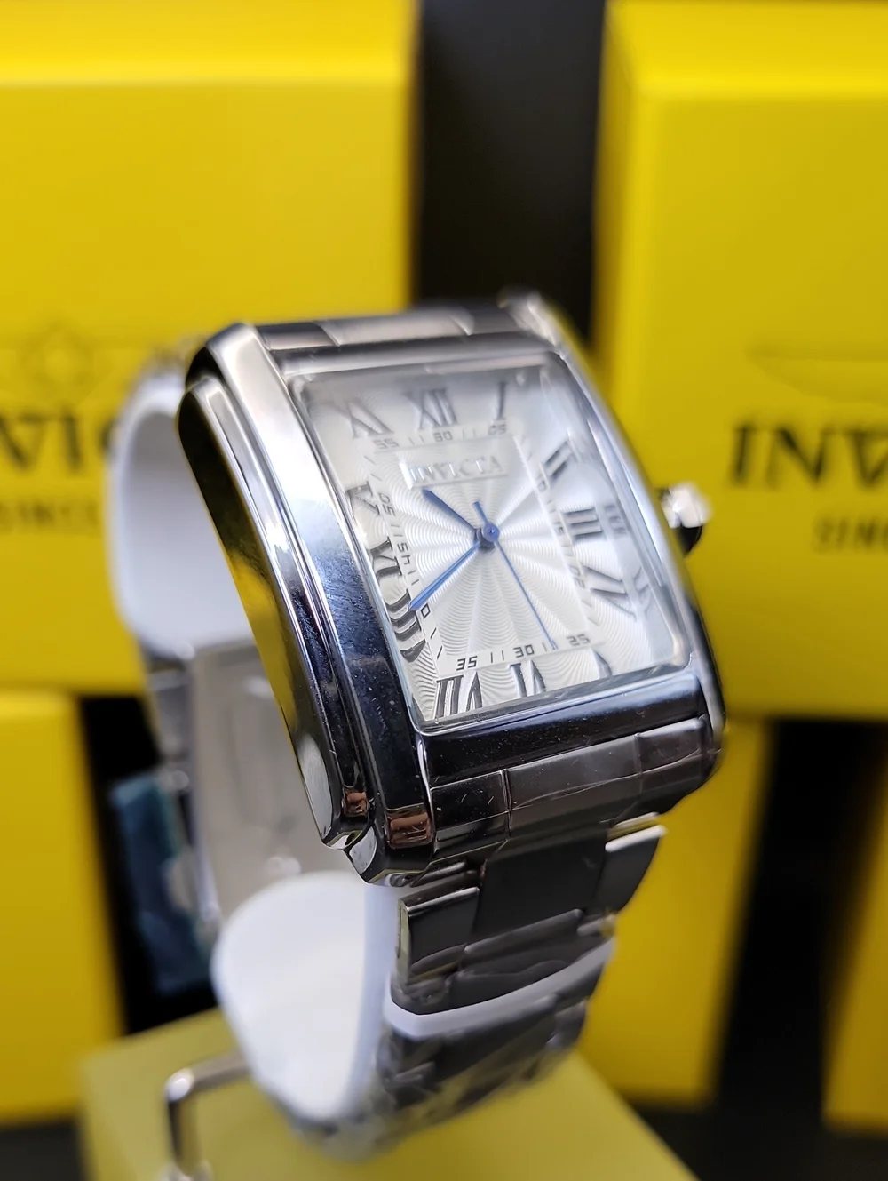 Invicta celestial andover